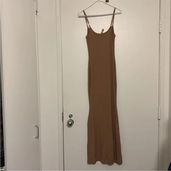 NWT SKIMS lounge slip dress in oxide - Picture 6 of 7